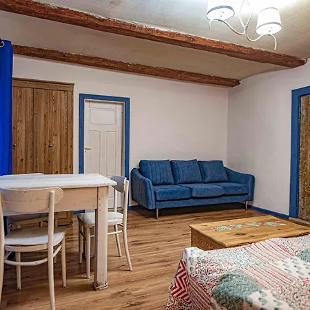 Folwark I Apartameny Malinowy Chrusniak *