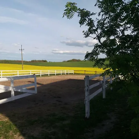 Folwark Malinowy Chrusniak Séjour à la ferme *